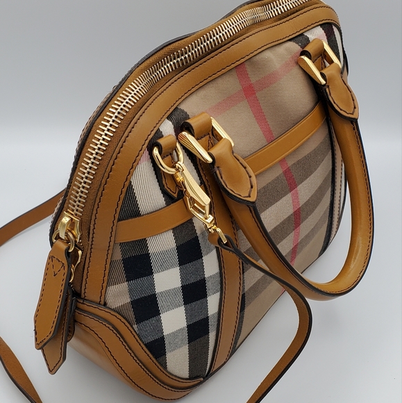 ๐ SOLD ๐ Burberry Bridle Calfskin House Check Small Orchard Bowling Bag - Picture 5 of 17